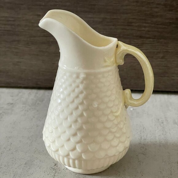 Belleek Ireland Fish Scale Pattern Creamer Parian China 3rd Green Mark 1965-1980 - Picture 1 of 7